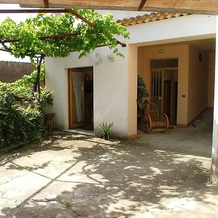 Casa Giordano Tatil Evi *